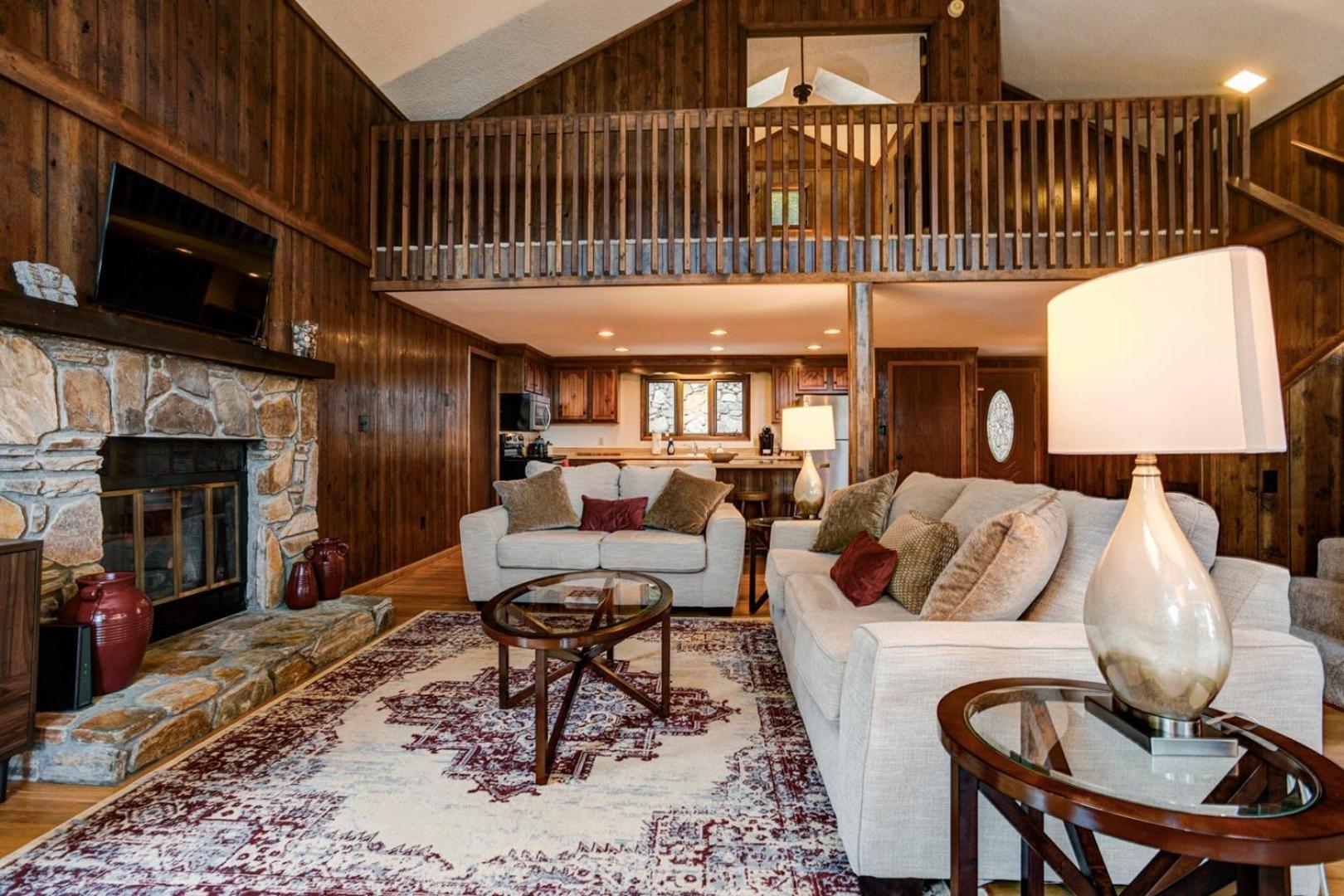 Wolf Ridge Retreat Villa Swiss Esterno foto