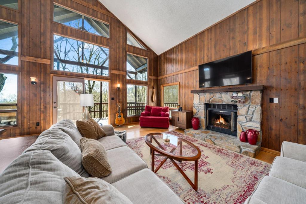 Wolf Ridge Retreat Villa Swiss Esterno foto