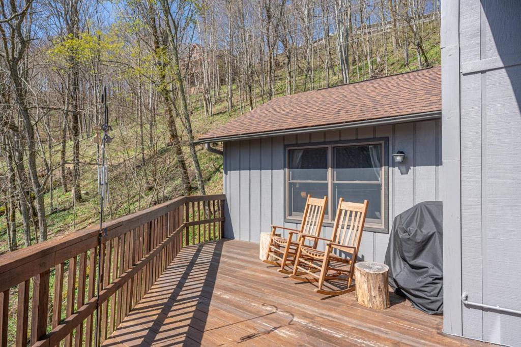 Wolf Ridge Retreat Villa Swiss Esterno foto