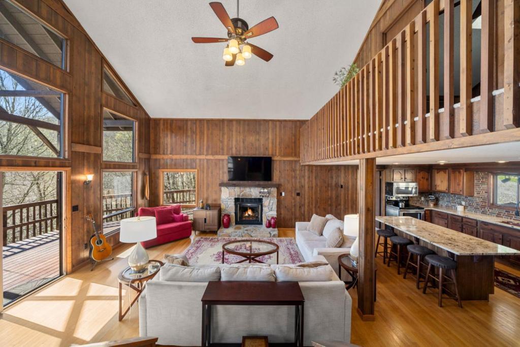Wolf Ridge Retreat Villa Swiss Esterno foto