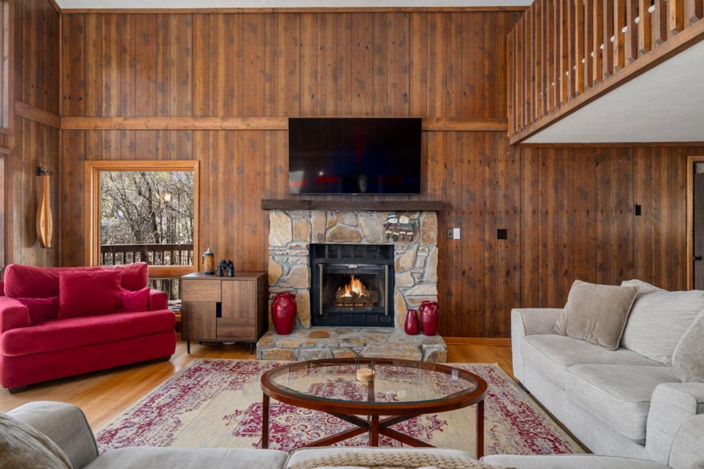 Wolf Ridge Retreat Villa Swiss Esterno foto